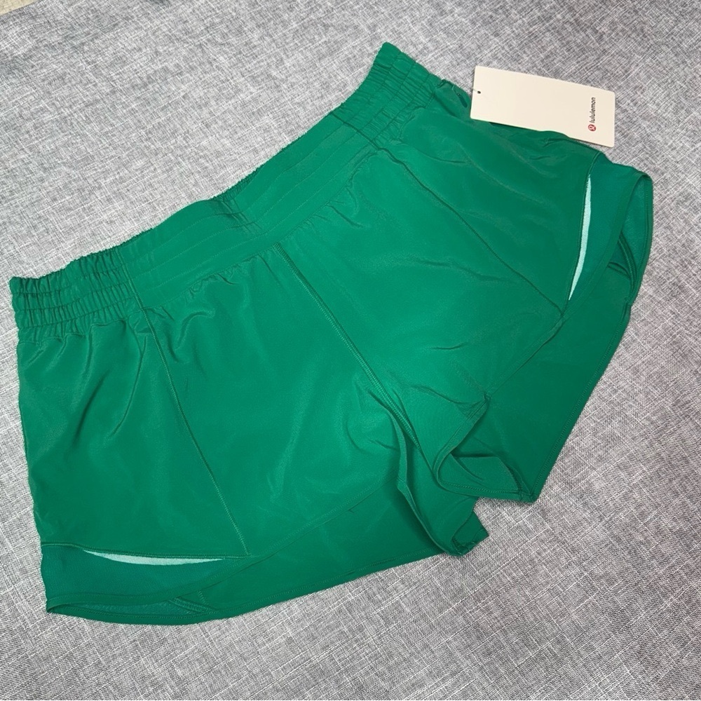 Lululemon Hotty Hot High Rise Athletic Short in Kelly Green Size 12 NWT - Picture 6 of 10